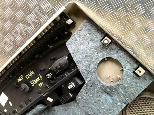 Verkleidung hinten rechts RENAULT SCÉNIC III (JZ0/1_) 1.6 dCi (JZ00, JZ12) | BP30530836C61 