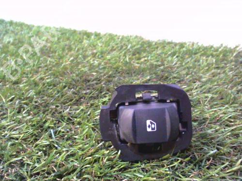 Used Right front window switch Right front window switch RENAULT LAGUNA II (BG0/1_) 1.9 dCi (BG08, BG0G) (120 hp) 34417241 34417241