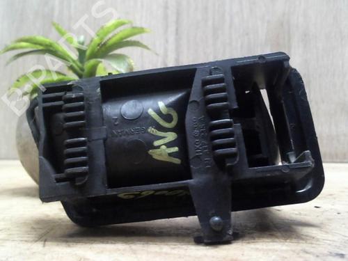 Venstre fortil invendig håndtag VW GOLF II (19E, 1G1) 1.6 TD (60 hp) 31233367