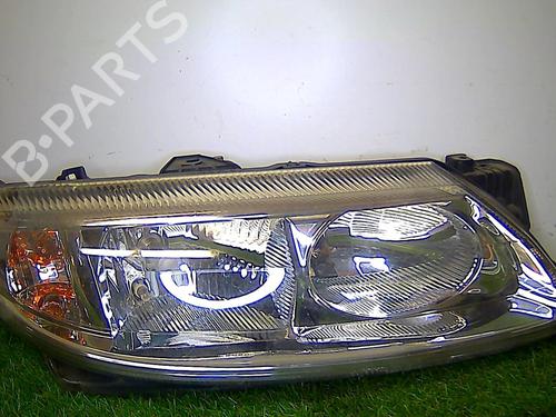 Used Right headlight RENAULT LAGUNA II (BG0/1_) 2.2 dCi (BG0F) (150 hp) 25411594