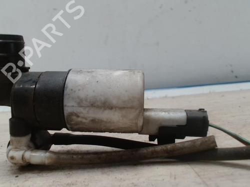 Used Washer pump RENAULT SCÉNIC II (JM0/1_) 1.5 dCi (JM1E, JM16) (106 hp) 25419492
