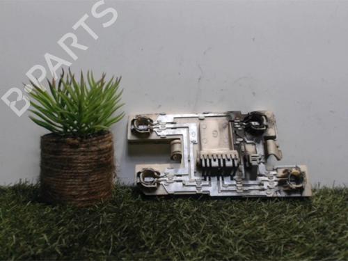 Used Licence plate light RENAULT CLIO I (B/C57_, 5/357_) 1.9 D (B/C/S576, B/C/S57L) (64 hp) 25392294