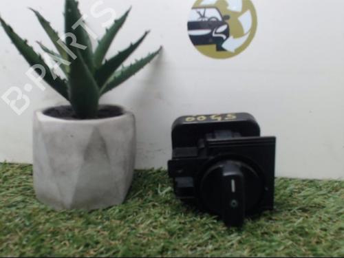 Used Headlight switch MERCEDES-BENZ A-CLASS (W169) A 180 CDI (169.007, 169.307) (109 hp) 25413680