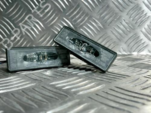 Used Licence plate light RENAULT CAPTUR II (HF_) TCe 155 (HFMN) (154 hp) 31084850