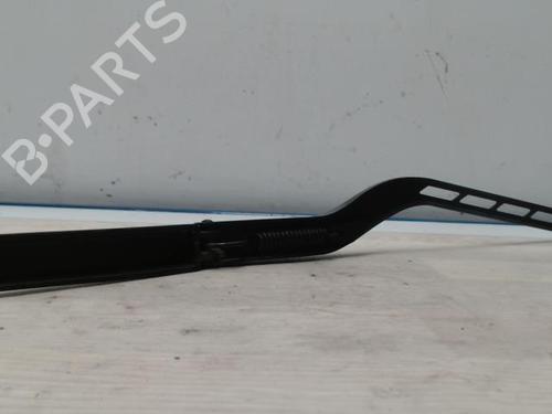 Used Front windshield wiper arm AUDI A3 Sportback (8PA) 2.0 TDI 16V (140 hp) 28528610