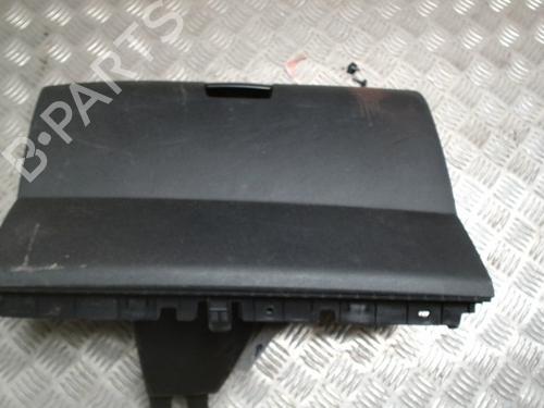 Used Glove box Glove box 38013089 38013089