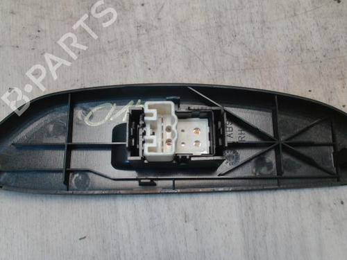 Right front window switch TOYOTA YARIS (_P1_) 1.3 (NCP10, SCP12_) | BP27669948I26