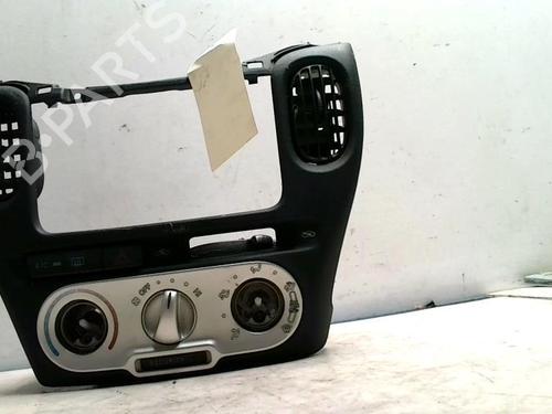 Used Climate control TOYOTA YARIS VERSO (_P2_) 1.4 D-4D (NLP20_, NLP22_) (75 hp) 25422799