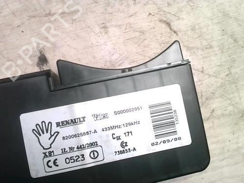 Module électronique RENAULT ESPACE IV (JK0/1_) 2.0 dCi (JK01, JK02, JK1J, JK1K, JK1H) (150 hp) 31927605