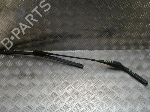 Used Front windshield wiper arm BMW 1 (E81) 118 i (143 hp) 31235265