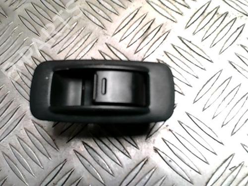 Used Left rear window switch Left rear window switch TOYOTA RAV 4 II (_A2_) 2.0 D 4WD (CLA20_, CLA21_, CLA20R, CLA21R) (116 hp) 33541039 33541039