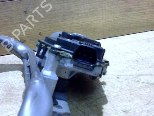 Used Front wiper motor TOYOTA YARIS (_P13_) 1.4 D (NLP130_, NLP130) (90 hp) 25402066