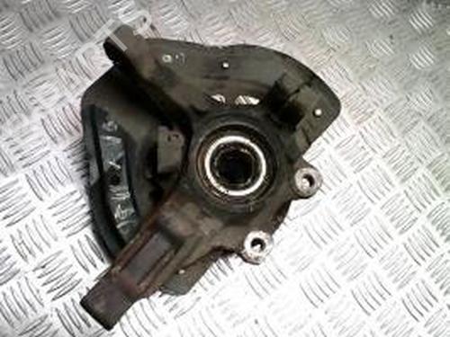 Used Left front steering knuckle OPEL VECTRA B (J96) 1.8 i 16V (F19) (115 hp) 25617885