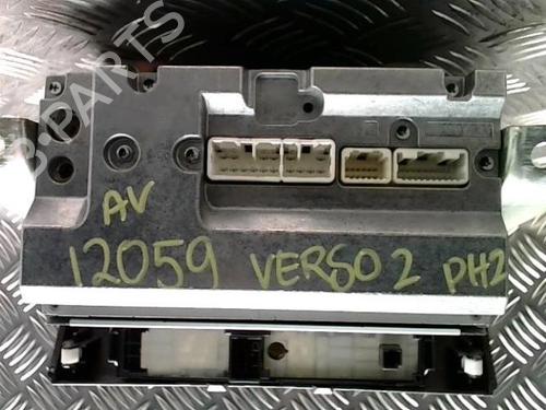 Radio TOYOTA COROLLA Verso (ZER_, ZZE12_, R1_) 2.2 D-4D (AUR10_, AUR10R) | BP25617812E6 