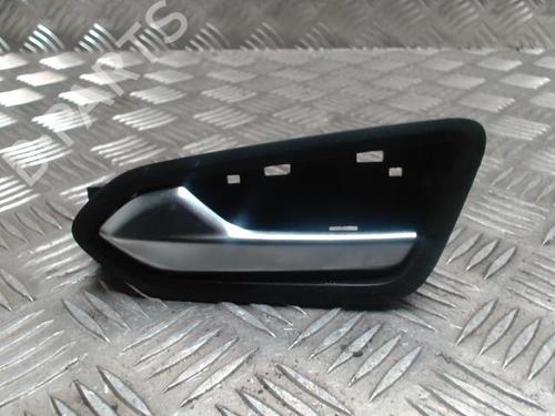 Used Front left interior door handle RENAULT CLIO V (B7_) 1.5 Blue dCi 85 (B7AG) (86 hp) 30521853