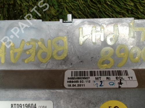 display-monitor-audi-a4-b8-avant-8k5-2007-2008-2009-2010-2011-2012-2013-2014-2015-2016-2017-31221459 main image