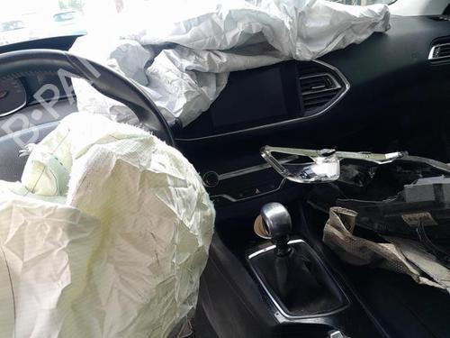 Front left lock PEUGEOT 308 II (LB_, LP_, LW_, LH_, L3_) 1.6 HDi / BlueHDi 115 | BP27803037C98 