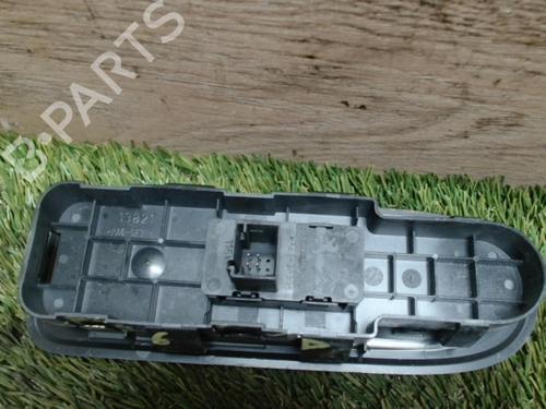 Used Right front window switch PEUGEOT 308 I (4A_, 4C_) 1.6 HDi (114 hp) 29066236