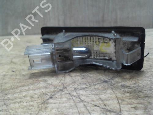 licence-plate-light-renault-scenic-ii-jm01_-2003-2004-2005-2006-2007-2008-2009-2010-28725213 main image