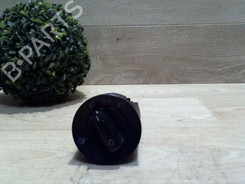 Used Headlight switch VW BORA I (1J2) 1.9 TDI (115 hp) 31218237