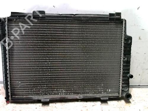 Used Water radiator Water radiator MERCEDES-BENZ CLK (C208) CLK 200 (208.335) (136 hp) 25429181 25429181