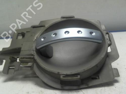 Maniglia interna anteriore sinistra CITROËN C3 I (FC_, FN_) 1.4 HDi (68 hp) 31223118