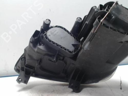 Right headlight VW TOURAN (1T1, 1T2) 2.0 TDI 16V | BP25419007C29