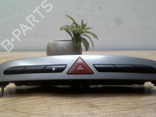 Used Warning switch PEUGEOT 308 I (4A_, 4C_) 1.6 HDi (90 hp) 29045196