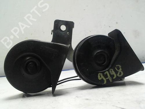 Used Horn RENAULT LAGUNA II (BG0/1_) 1.9 dCi (BG1A, BG1V) (130 hp) 25417294