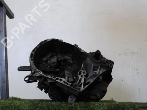 Used Gearbox Gearbox RENAULT CLIO II (BB_, CB_) 1.5 dCi (B/CB07) (65 hp) 25395687 25395687