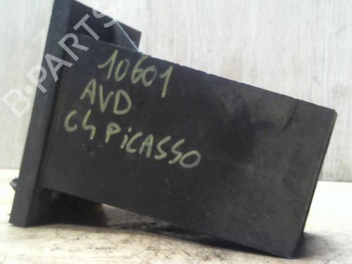 Used Front bumper bracket CITROËN C4 Grand Picasso I (UA_) 1.6 HDi (109 hp) 31224020