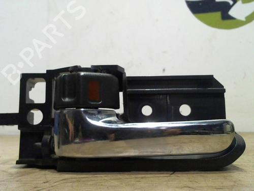 Used Front left interior door handle TOYOTA AVENSIS (_T25_) 2.0 D-4D (CDT250_, CDT250R) (116 hp) 31218726