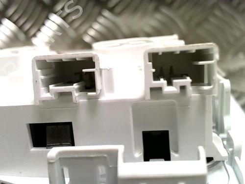 Interior roof light PEUGEOT 208 I (CA_, CC_) 1.2 VTI 82 | BP28594327I8