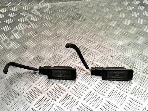 Nummerpladelys PEUGEOT 2008 I (CU_) 1.2 THP 110 / PureTech 110 (110 hp) 31237133