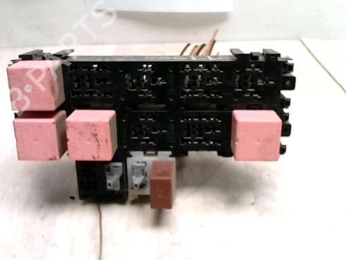 Used Fuse box RENAULT TRAFIC II Van (FL) 2.0 dCi 115 (FL01, FL0U, FL00, FL0H, FL0M) (114 hp) 25426621