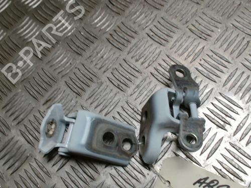 Dobradiça/Esticador de porta Dobradiça/Esticador de porta RENAULT CAPTUR II (HF_) TCe 90 (HFM6) (91 hp) 34614663 34614663