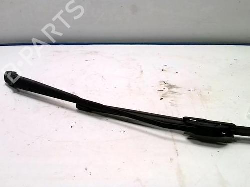 Used Front windshield wiper arm DACIA LOGAN MCV (KS_) 1.5 dCi (KS0W) (86 hp) 30659302