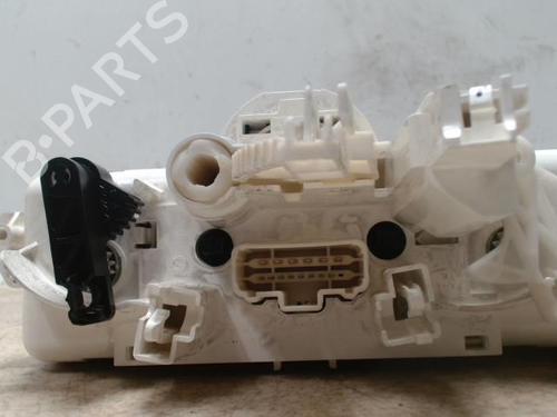 Used Climate control RENAULT CLIO III (BR0/1, CR0/1) 1.6 16V (BR05, BR0B, BR0Y, BR15, BR1J, BR1M, BR1Y, CR0B,... (112 hp) 28008251