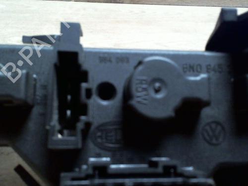 Used Licence plate light VW POLO (6N2) 1.4 16V (75 hp) 25401583