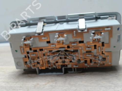 Plafonier Plafonier OPEL MERIVA B MPV (S10) 1.7 CDTI (75) (110 hp) 25420751 25420751