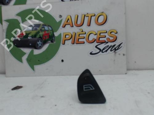 Used Right front window switch FORD KA (RU8) 1.2 (69 hp) 25397927