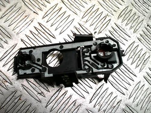 Luce targa Luce targa PEUGEOT 406 Break (8E/F) 2.0 HDI 90 (90 hp) 36301080 36301080