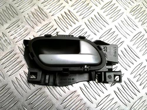 Used Front right interior door handle Front right interior door handle 39447438 39447438