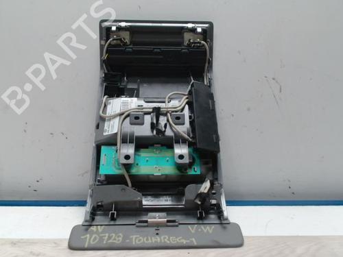 interior-roof-light-vw-touareg-7la-7l6-7l7-2002-2003-2004-2005-2006-2007-2008-2009-2010-2011-2012-2013-25419054 main image