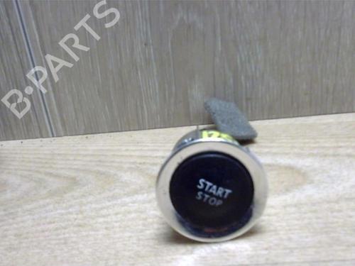 Used Switch RENAULT SCÉNIC III (JZ0/1_) 1.5 dCi (110 hp) 25401692