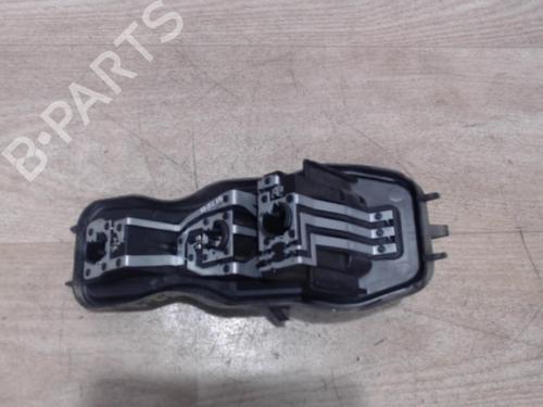 Used Licence plate light RENAULT SCÉNIC II (JM0/1_) 1.5 dCi (JM1E, JM16) (106 hp) 25386426