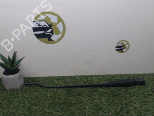 Used Front windshield wiper arm Front windshield wiper arm RENAULT CLIO I (B/C57_, 5/357_) 1.9 D (54 hp) 33245338 33245338