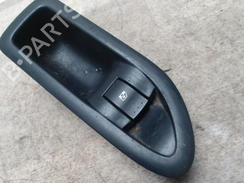 Used Right rear window switch RENAULT LAGUNA II Grandtour (KG0/1_) 1.9 dCi (KG1V) (130 hp) 31230779