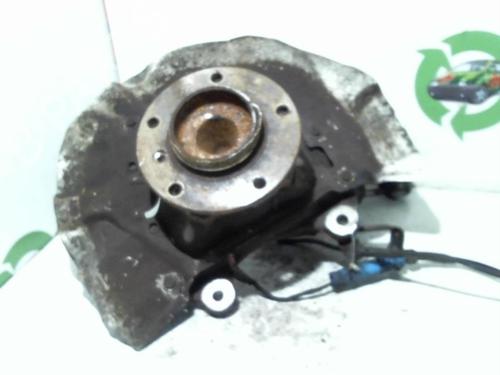 Venstre Styrespindel lagerhus BMW 5 (E60) 525 d (177 hp) 31219434