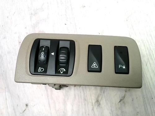 Used Headlight switch RENAULT MEGANE III Hatchback (BZ0/1_, B3_) 1.9 dCi (BZ0N, BZ0J) (131 hp) 28444979